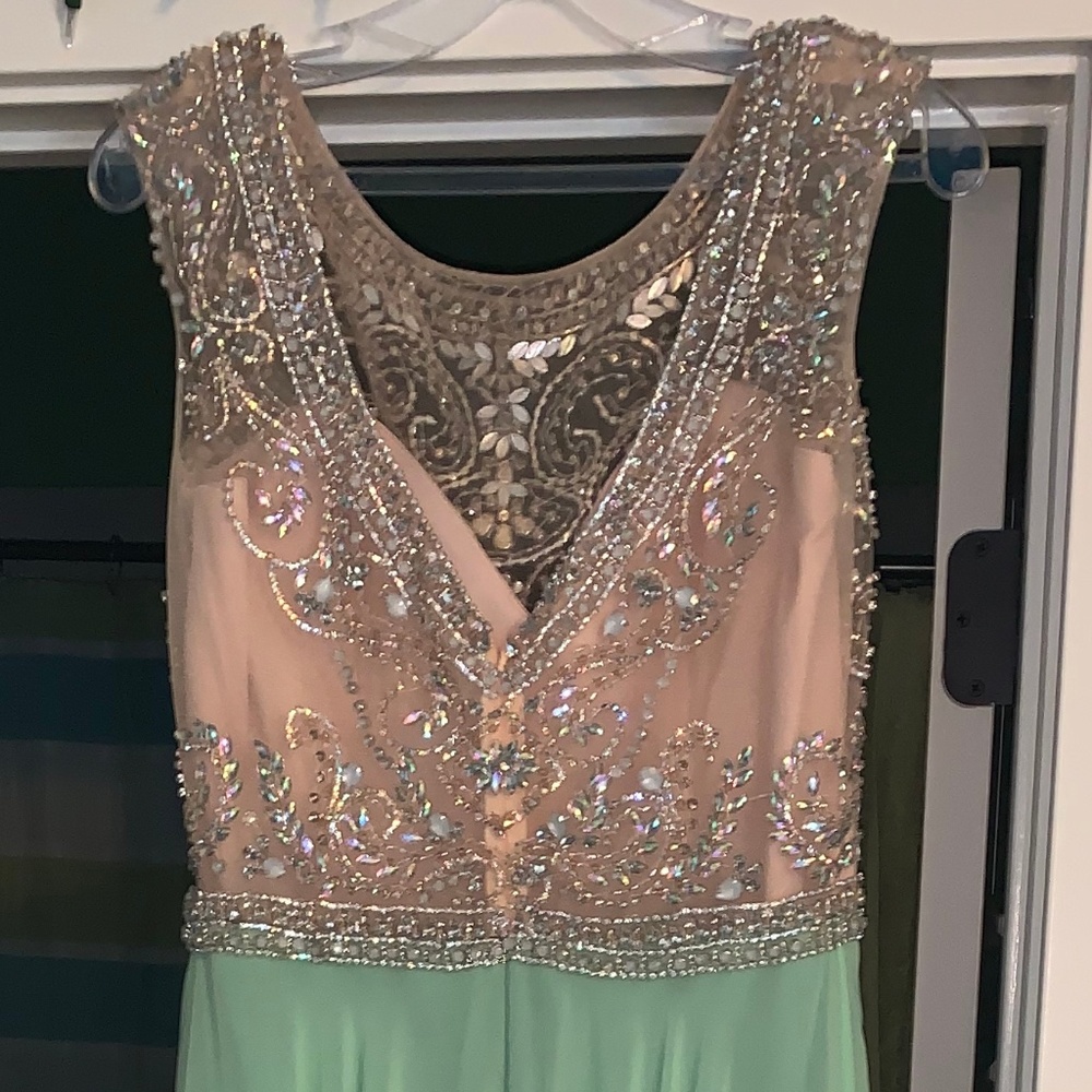 Prom Dress - Picture 4 of 5